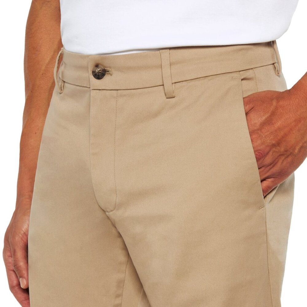 Banana Republic Men’s Chino Pant  Straight Slim Fit
